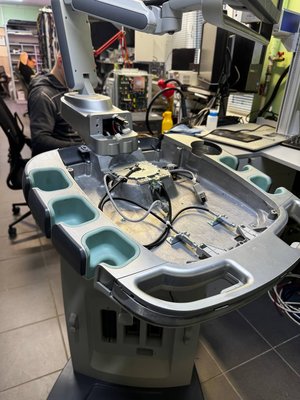 Розібраний апарат Siemens X700